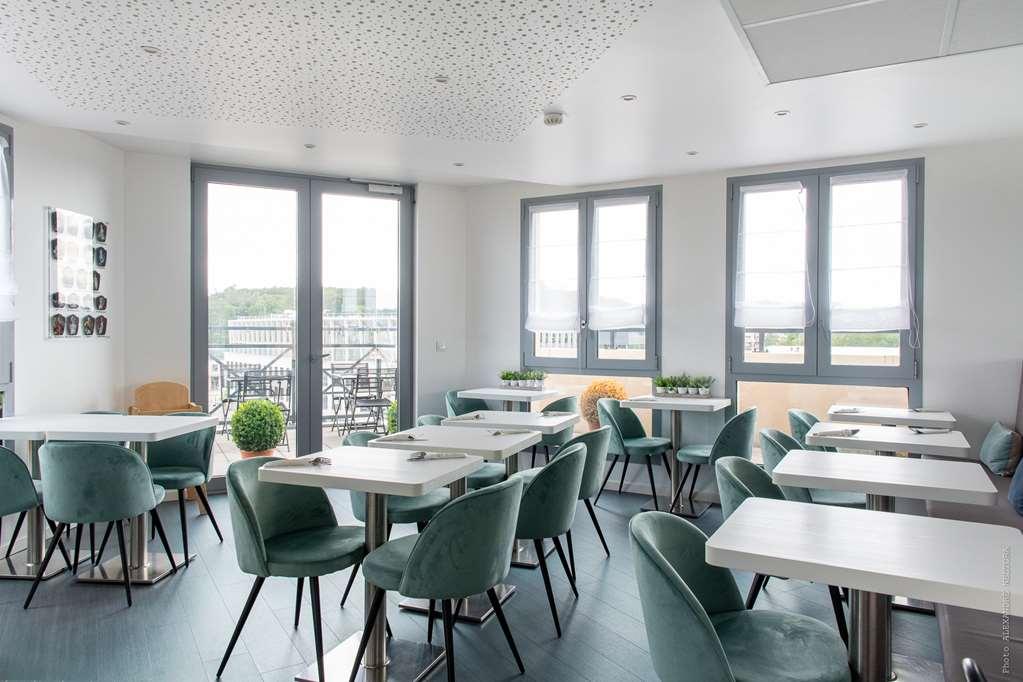 Hotel Versailles Chantiers Restaurace fotografie