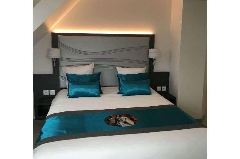 Hotel Versailles Chantiers Pokoj fotografie