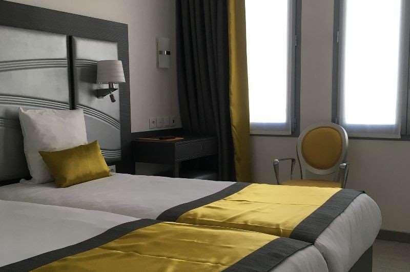 Hotel Versailles Chantiers Pokoj fotografie