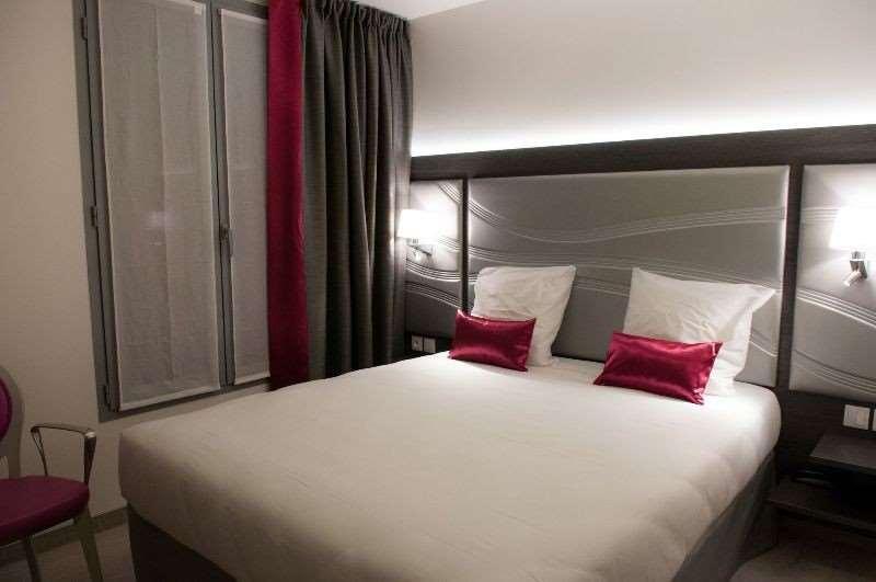 Hotel Versailles Chantiers Pokoj fotografie